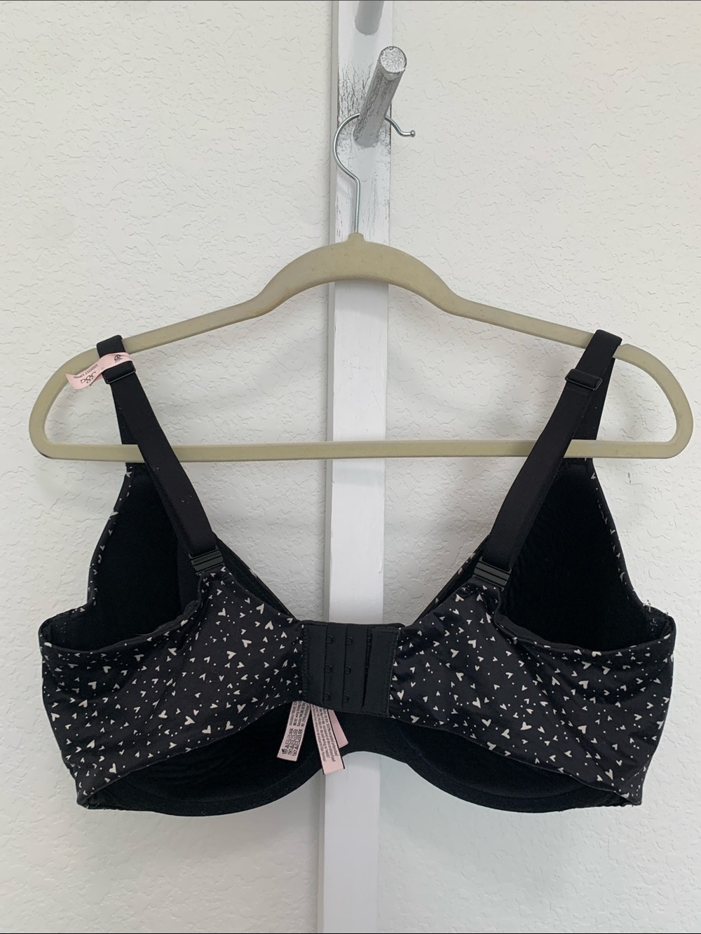 Victoria’s Secret Body by Victoria Lined Perfect Coverage Heart Print Bra - Picture 4 of 5